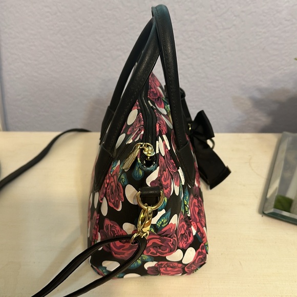 NWOT LUV Betsey by Betsey Johnson Rose Bag - Picture 3 of 9